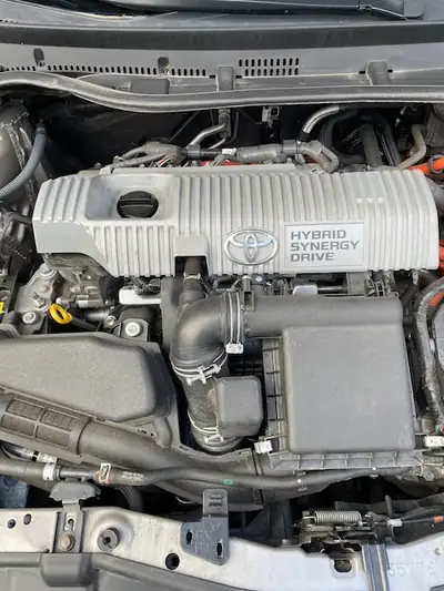 Toyota Auris 1.8 HSD Linea Sol — Berline hybride écologique, entretien frais — Miniature 18