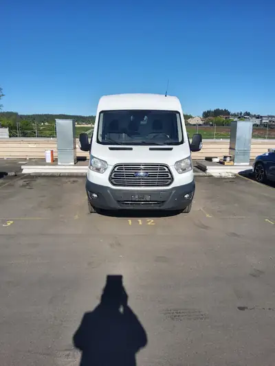 Ford Transit Van 350 L3 — Utilitaire fiable, frais révisé, prêt au travail — vue extérieure