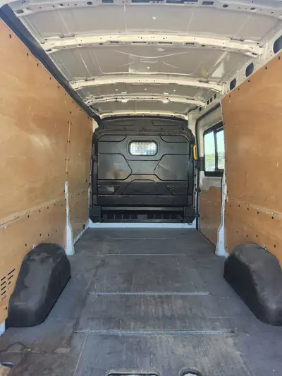Ford Transit Van 350 L3 — Utilitaire fiable, frais révisé, prêt au travail — Miniature 8