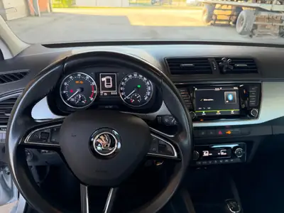 Skoda Fabia 1.2 TSI Ambition DSG — Citadine polyvalente, sans accident, 145'000 km — Miniatur 9
