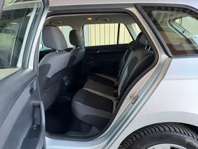 Skoda Fabia 1.2 TSI Ambition DSG — Citadine polyvalente, sans accident, 145'000 km — Miniatur 7