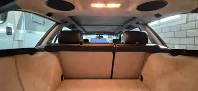 BMW 540i V8 Touring — Berline familiale prestigieuse, motorisation V8 performante — arrière