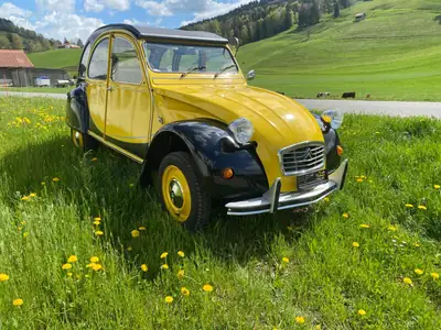 Citroën 2CV Charleston 1982 — Icône rétro restaurée, état exceptionnel — Außenansicht