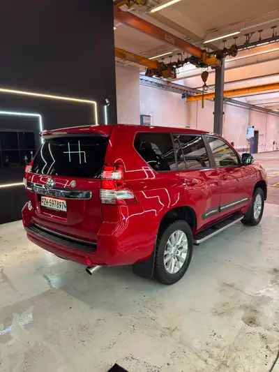 Toyota Land Cruiser 4.0 V6 — Le mythique SUV avec moteur essence rare et zéro sinistre — Detail