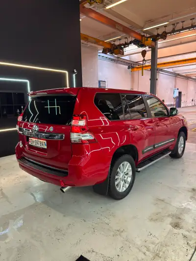 Toyota Land Cruiser 4.0 V6 — Le mythique SUV avec moteur essence rare et zéro sinistre — Miniatur 16