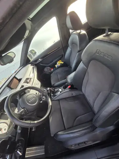 Audi RS Q3 2.5 TFSI quattro — SUV sportif 310 ch, 79'000 km seulement — côté