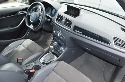 Audi RS Q3 2.5 TFSI quattro — SUV sportif 310 ch, 79'000 km seulement — Miniature 10