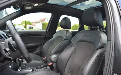 Audi RS Q3 2.5 TFSI quattro — SUV sportif 310 ch, 79'000 km seulement — Miniature 16
