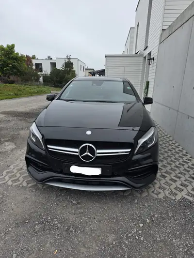 Mercedes-Benz A 45 AMG 4Matic — 381 ch, performance et élégance sportive — Außenansicht