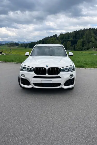 BMW X3 xDrive 20d M Sport — SUV diesel robuste, entretien BMW complet — Seitenansicht
