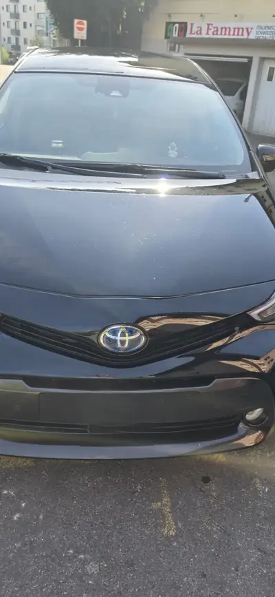 Toyota Prius Plus 1.8 Hybrid — Monospace écologique, 7 places, 50 800 km — tableau de bord