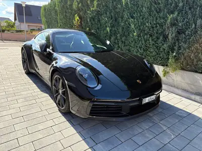 Porsche 911 992 Carrera T — Puriste de route, manuel intégral, 16 900 km seulement — Heckansicht