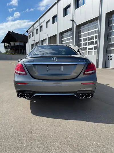 Mercedes-Benz E 53 AMG 4Matic+ — Berline sportive 435 ch, très faible kilométrage — arrière