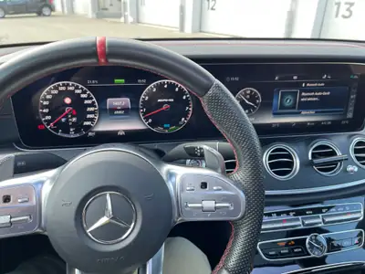 Mercedes-Benz E 53 AMG 4Matic+ — Berline sportive 435 ch, très faible kilométrage — Miniature 7