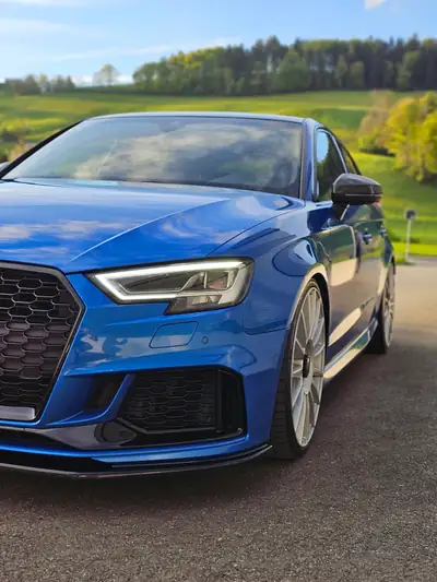 Audi RS3 Sportback 2.5 TSI — 400 ch quattro, jantes OZ 20", freins Brembo — interior