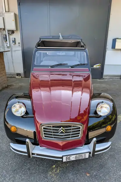 Citroën 2CV6 Charleston 1987 — Légendaire utilitaire, état muséal, 5900 km seulement — Detail