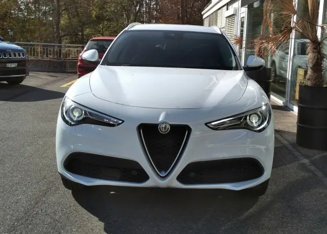 Alfa Romeo Stelvio 2.0 Executive Q4 — SUV dynamique, 280 ch, transmission intégrale