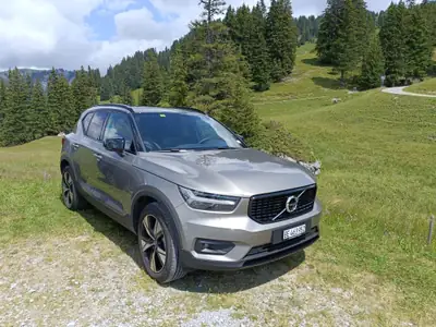 Volvo XC40 T5 TwE R-Design — SUV hybride rechargeable, 59'000 km seulement — Miniature 10