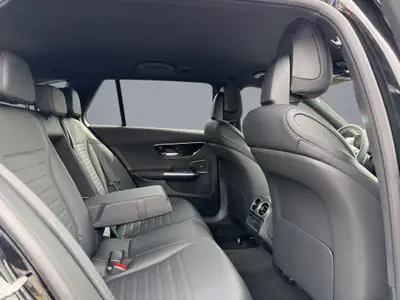 Mercedes-Benz C 220 d Swiss Star AMG Line — Break diesel hybride 4WD, 20 km seulement — Miniature 16