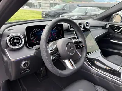 Mercedes-Benz C 220 d Swiss Star AMG Line — Break diesel hybride 4WD, 20 km seulement — Miniature 19