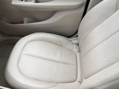 BMW 225 Active Tourer — Monospace compact premium, motorisation 231 ch et garantie 12 mois — Miniature 27