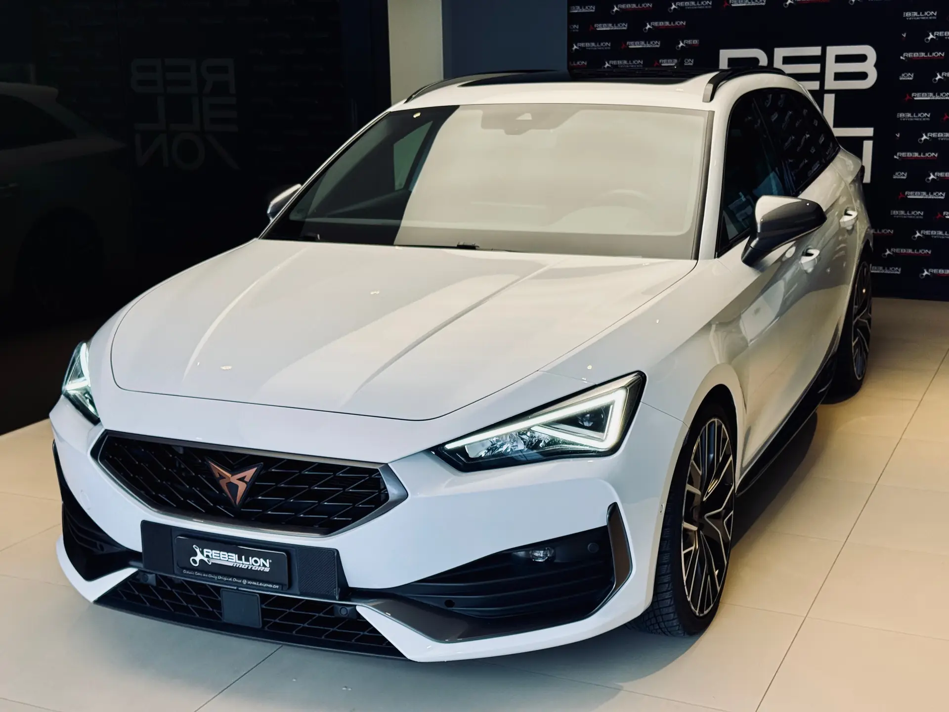 CUPRA Leon ST 2.0 TSI DSG — Break sportif 310 ch, faible kilométrage