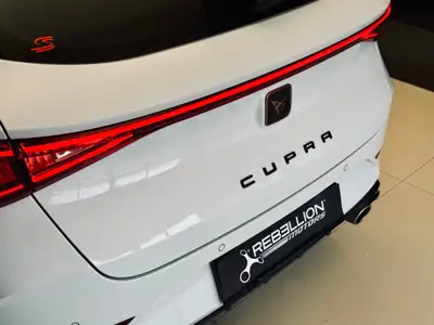 CUPRA Leon ST 2.0 TSI DSG — Break sportif 310 ch, faible kilométrage — Miniature 10