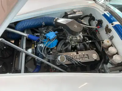 AC Cobra Replica AB MFK 1968 — Légendaire cabriolet sportif, 400 ch — Heckansicht