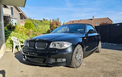 BMW 125i Cabrio Steptronic — Roadster élégant, moteur 6-cylindres légendaire, état impeccable — exterior view