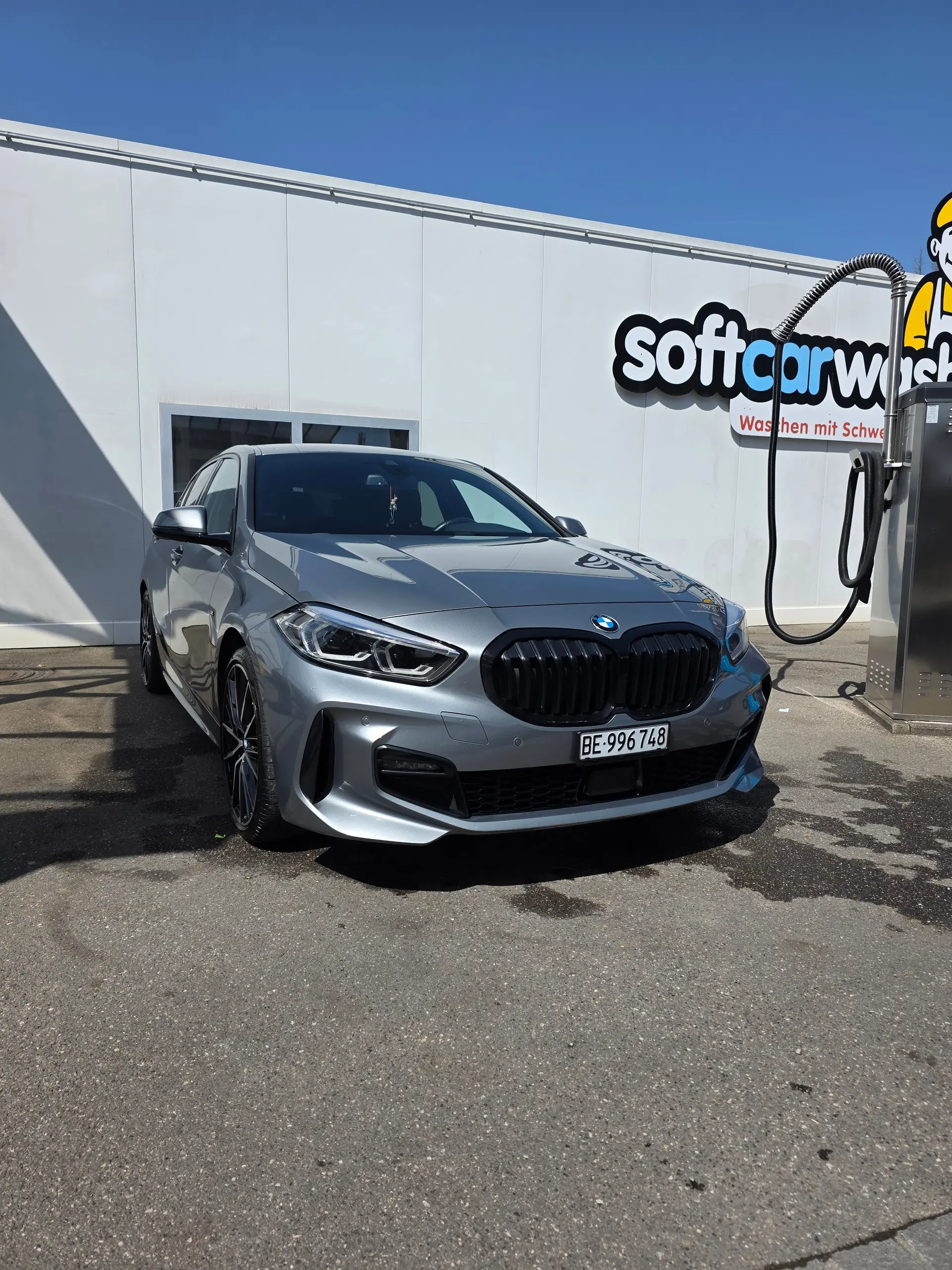 BMW 116d Steptronic Pure M Sport — Diesel efficace, design affirmé, excellent état — vista esterna