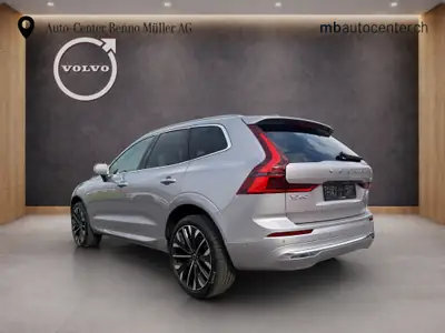 Volvo XC60 2.0 T6 TE Ultra Bright eAWD — Hybride rechargeable performant, 50 km seulement — Heckansicht