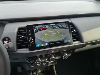 Honda Jazz 1.5 i-MMD Elegance — Hybride léger, consommation ultra-faible et polyvalence urbaine — Thumbnail 8