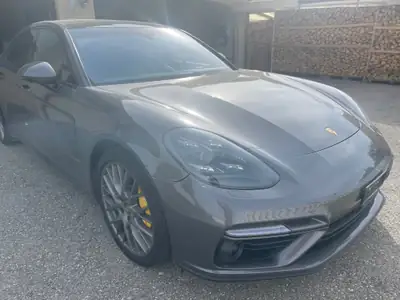 Porsche Panamera Turbo S E-Hybrid — 680 ch, hybride rechargeable, garantie constructeur — Innenraum