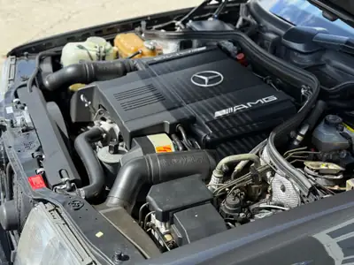 Mercedes-Benz E 500 — Légendaire préparation AMG, restauration partielle, passeport FIVA — Miniatur 19