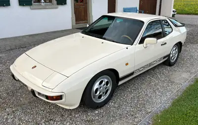 Porsche 924 S 1986 — Coupé sport emblématique, moteur 2.5L atmosphérique — vue extérieure