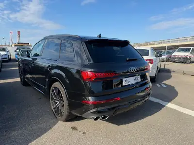 Audi SQ7 TFSI Quattro — SUV performance 650 ch, full black, 56'000 km seulement — interni