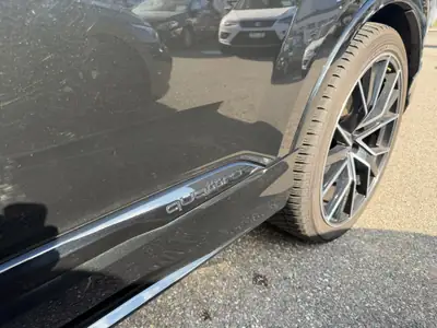 Audi SQ7 TFSI Quattro — SUV performance 650 ch, full black, 56'000 km seulement — Miniatura 10