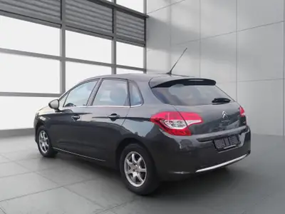 Citroën C4 2016 — Berline automatique entretenue, sans sinistre — dashboard