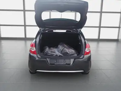 Citroën C4 2016 — Berline automatique entretenue, sans sinistre — Thumbnail 14
