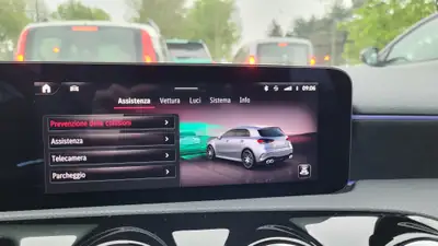 Mercedes-AMG A 45 S 4Matic+ — 421 ch, performances extrêmes, 33 000 km seulement — Miniatura 8