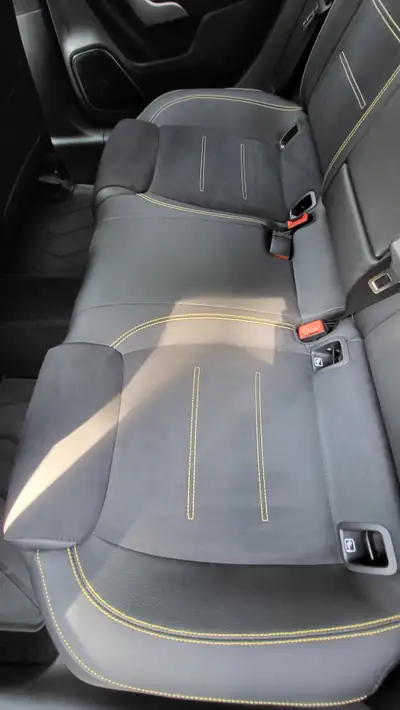 Mercedes-AMG A 45 S 4Matic+ — 421 ch, performances extrêmes, 33 000 km seulement — Miniatura 14