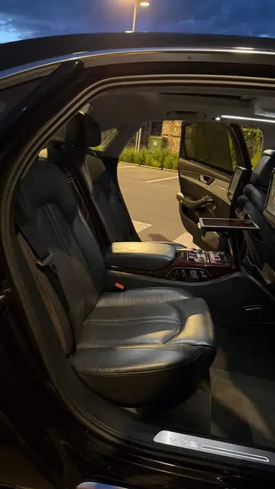 Audi A8 L 6.3 FSI W12 — Berline de prestige, 500 ch et transmission tiptronic — Miniature 14