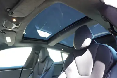 Tesla Model S 100D Performance — 772 ch, Autopilot et toit panoramique — Miniature 21