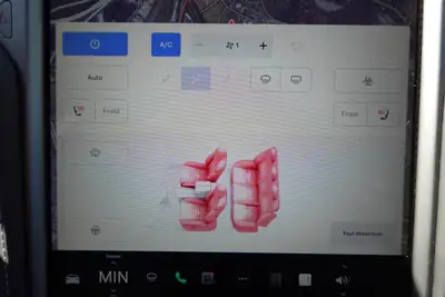 Tesla Model S 100D Performance — 772 ch, Autopilot et toit panoramique — Miniature 19