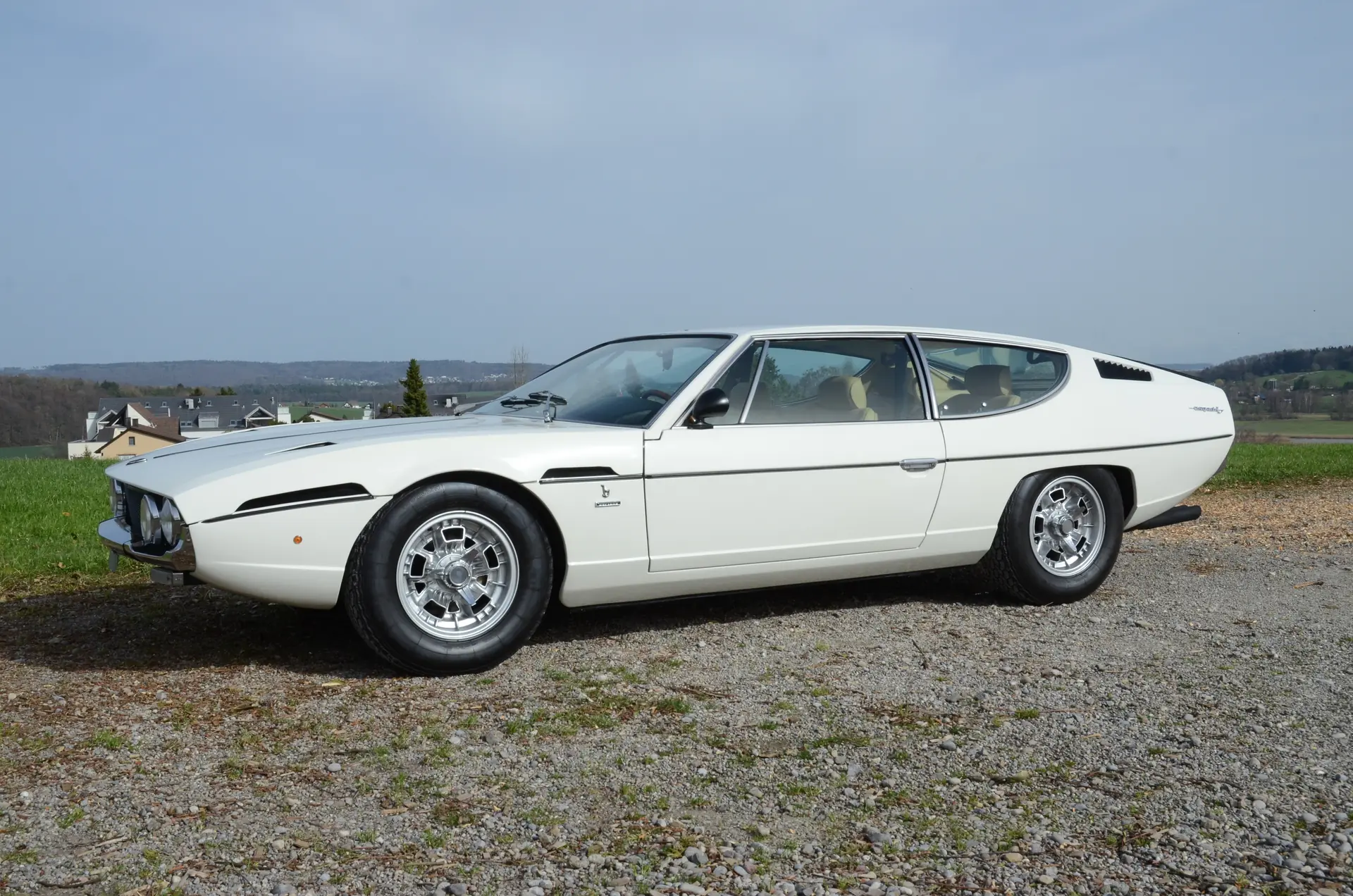 Lamborghini Espada 400 GT 1972 — Légendaire coupé GT italien, historique exceptionnel — vue extérieure