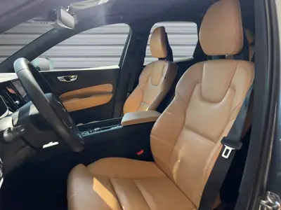 Volvo XC60 D4 AWD Inscription — SUV premium diesel, 80'000 km, état impeccable — Miniature 12