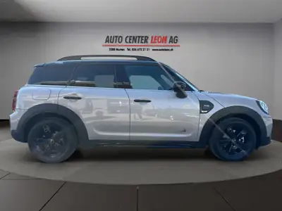 MINI Countryman Cooper ALL4 Steptronic — SUV compact dynamique, traction intégrale et faible kilométrage — Thumbnail 7