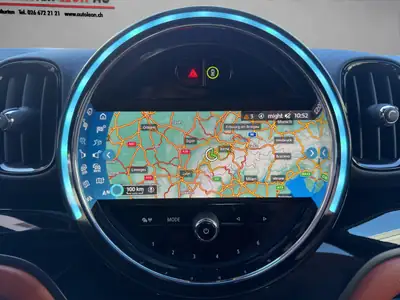 MINI Countryman Cooper ALL4 Steptronic — SUV compact dynamique, traction intégrale et faible kilométrage — Thumbnail 15