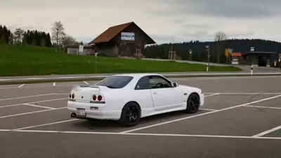 Nissan Skyline R33 GTST SPEC 2 — Icône JDM, 312 ch, histoire intacte — Armaturenbrett