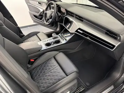 Audi A6 Avant 55TFSI S line — Break premium hybride, 26 200 km seulement — Thumbnail 9
